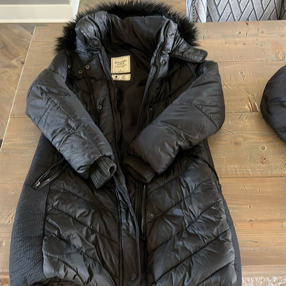 Abercrombie Black puffer coat